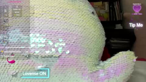 Mia online show from November 11, 10:12 pm