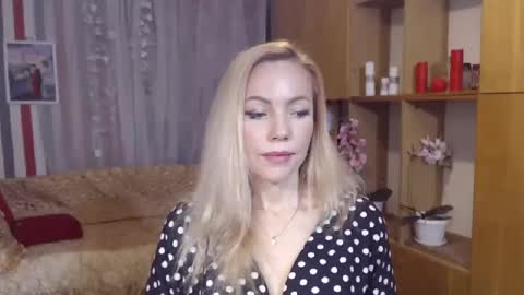 Sweety friend online show from December 14, 9:02 pm