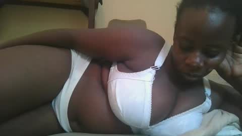 sweetyass25 online show from February 17, 8:57 am