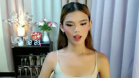 Megan online show from November 20, 4:22 am