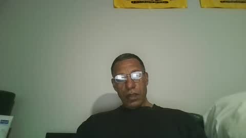 swimmerbod2495 online show from April 8, 6:16 am