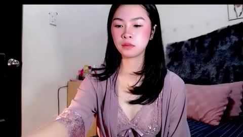 Holly online show from January 15, 1:47 am