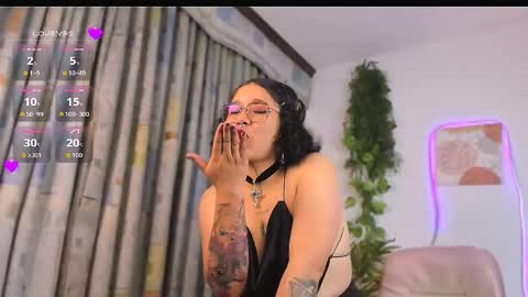    online show from March 25, 12:56 pm