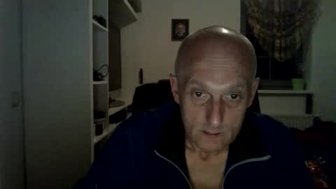 sylverstart92 online show from March 7, 8:44 pm