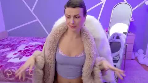 sylvianyvellero online show from March 13, 9:51 pm