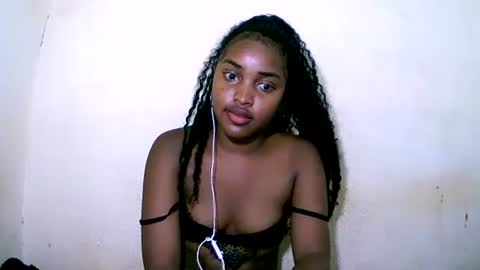 sylviasexy27 online show from January 20, 12:46 am