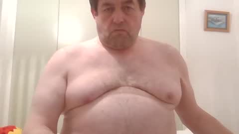 Snapshot of sympa_trique chatting on October 5, 1:36 am sympa_trique online show from October 5, 1:36 am