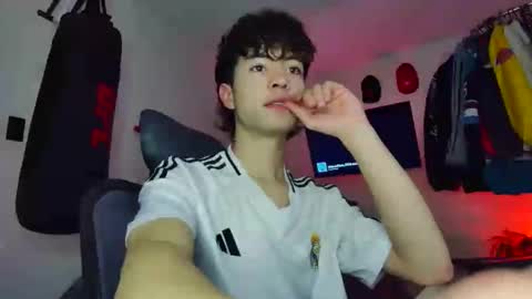 TONER online show from December 19, 3:35 am