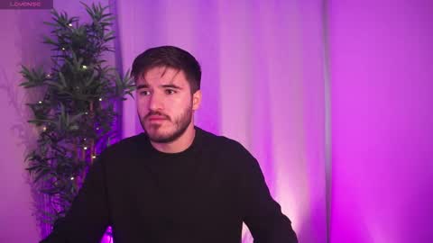 t0ny_wylie online show from November 3, 11:11 am