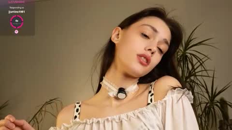 Snapshot of t_tragedienne chatting on October 2, 2:27 pm Heeey im Helena3 -- fav555100333 -- pvts only premium and after my public show 3 online show from October 2, 2:27 pm