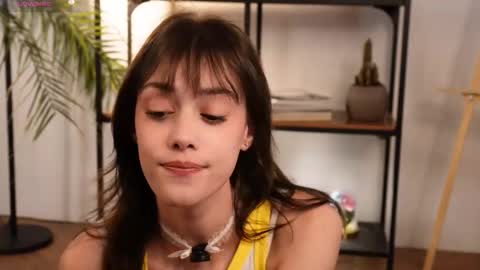 Snapshot of t_tragedienne chatting on October 8, 2:45 pm Heeey im Helena3 -- fav555100333 -- pvts only premium and after my public show 3 online show from October 8, 2:45 pm