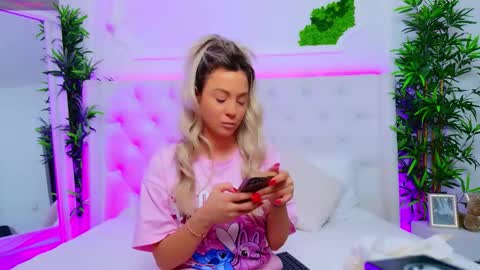 Arianna online show from November 17, 1:03 pm