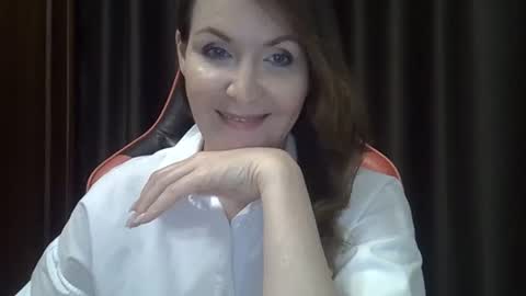 taisialucky77 online show from October 21, 6:33 pm