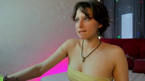 Jean online show from March 31, 9:32 am