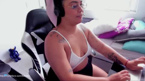  kalagr online show from February 3, 4:11 pm