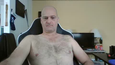 Snapshot of takerlover436295 chatting on December 28, 3:26 pm takerlover436295 online show from December 28, 3:26 pm