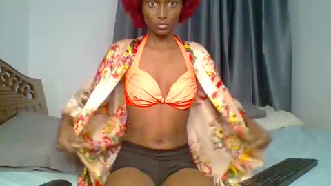 talisha smiles online show from April 27, 6:33 am