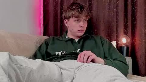 Colin online show from April 14, 7:50 pm