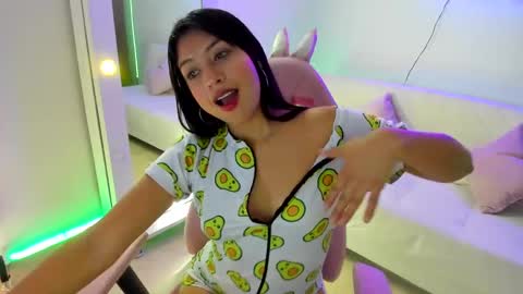 SOFIA  online show from February 7, 7:07 am