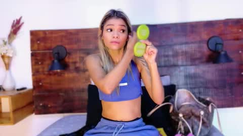    online show from March 4, 10:23 am