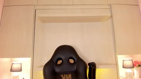 Tami online show from October 21, 9:07 pm