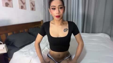 Kylie online show from February 16, 1:26 am