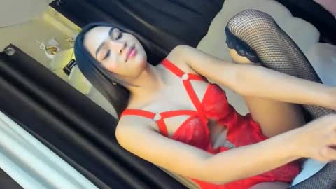 Snapshot of tamirayvonne chatting on March 10, 3:20 pm Hey Im Tamira You can call me babe. online show from March 10, 3:20 pm