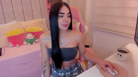 Tammy online show from March 17, 8:36 pm