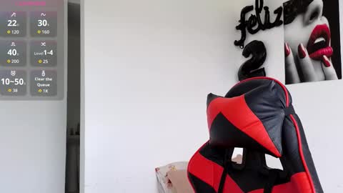 tammy  online show from October 26, 4:39 pm