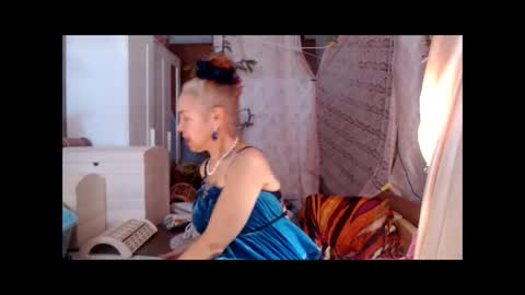 Milena online show from December 18, 6:09 am