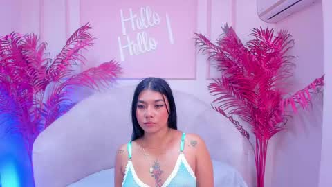 Snapshot of taniamilan chatting on February 25, 11:32 am Tania online show from February 25, 11:32 am