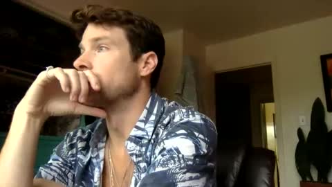 Dr. Love online show from April 12, 2:21 pm