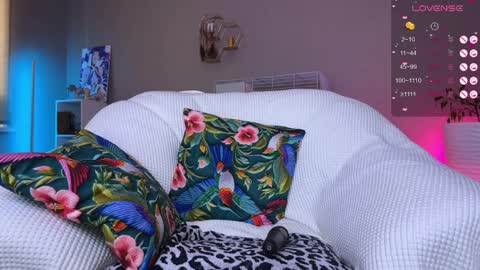 Tanya acid       online show from April 11, 6:40 am