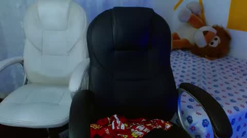 Tanya Joseph online show from December 13, 8:47 pm