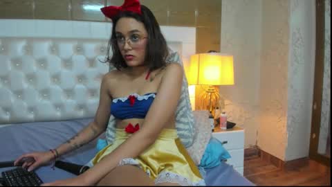 Tara online show from November 8, 2:58 am