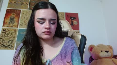    online show from December 2, 4:37 pm