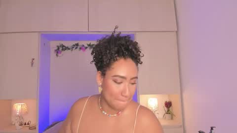  T A R A  online show from November 1, 4:55 am