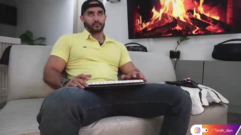 Tarek online show from March 14, 2:04 am