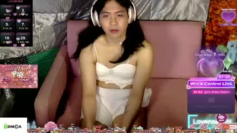 TashaKai online show from April 17, 1:19 am