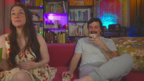 Vivian  Clark online show from January 17, 9:30 am