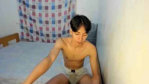 Snapshot of tastylicious_kim chatting on October 8, 1:06 pm Ask me online show from October 8, 1:06 pm