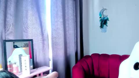 Snapshot of tatiana_mendoza chatting on October 19, 2:44 pm tatiana_mendoza online show from October 19, 2:44 pm
