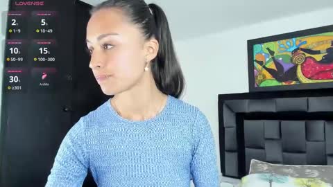 Tati online show from February 26, 3:43 pm