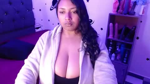 Snapshot of tatiana_wd chatting on January 7, 2:10 am tatiana online show from January 7, 2:10 am
