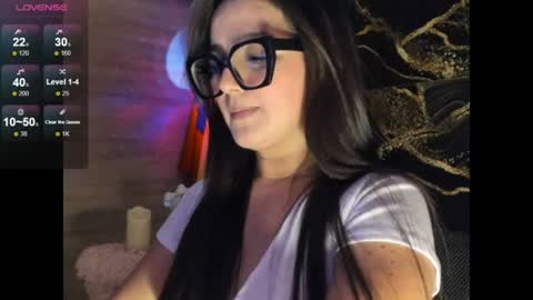 Tatiss online show from July 17, 4:03 am