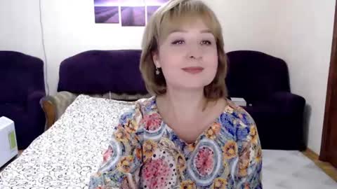 Snapshot of tattease chatting on December 3, 2:33 pm Tattease online show from December 3, 2:33 pm