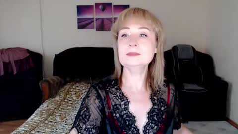 Snapshot of tattease chatting on September 24, 3:57 am Tattease online show from September 24, 3:57 am