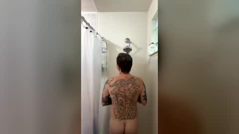 tattedupboyfun online show from June 19, 3:18 pm