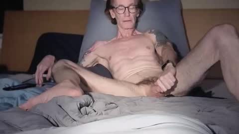 tattooed love boy online show from April 20, 5:32 am