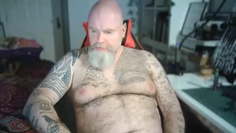 Tattooeddilf 01 online show from October 14, 10:57 pm